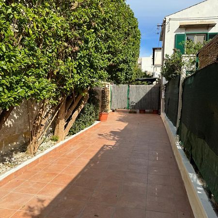 Holiday Mondello Ngoại thất bức ảnh