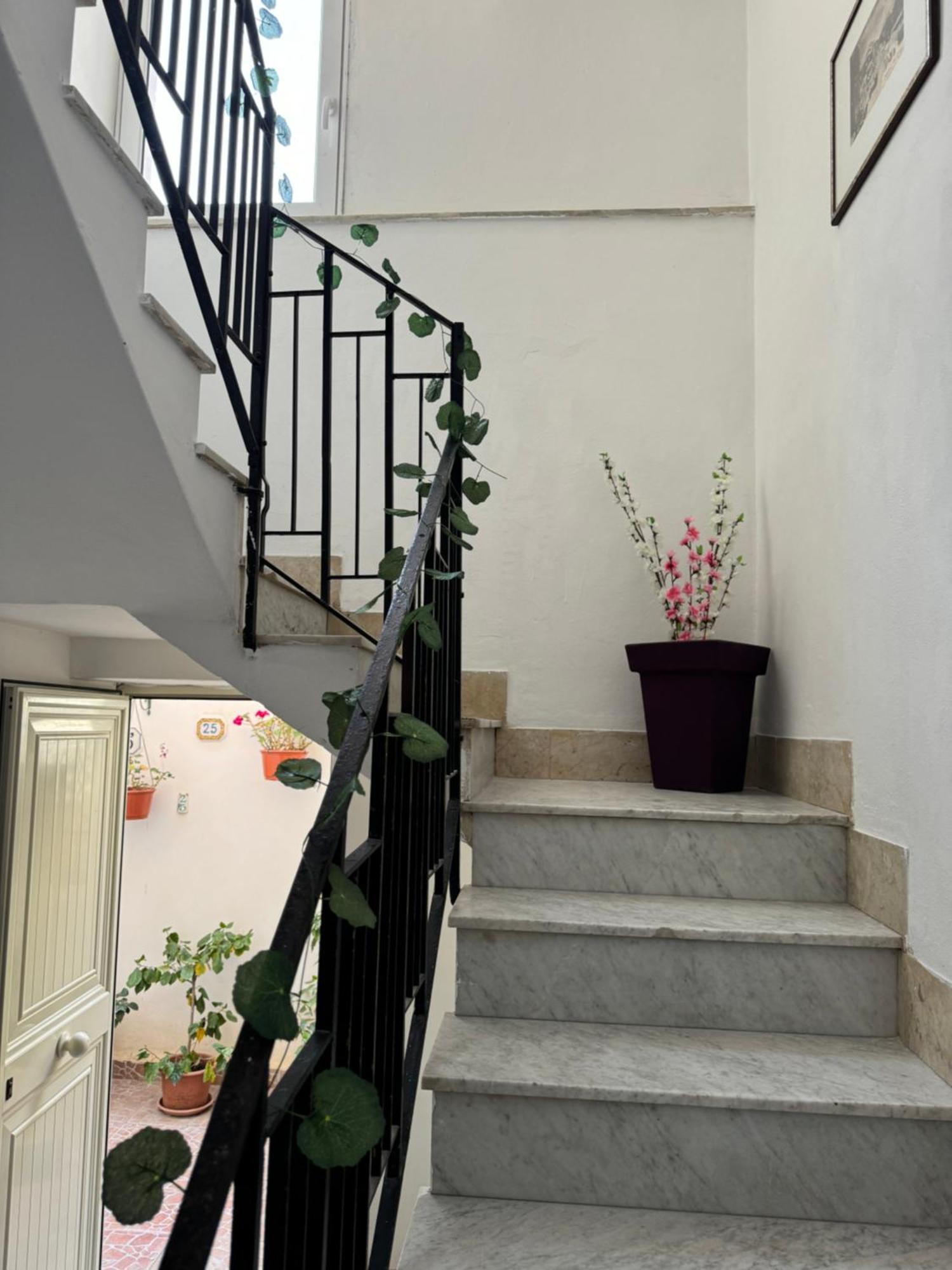 Holiday Mondello Ngoại thất bức ảnh